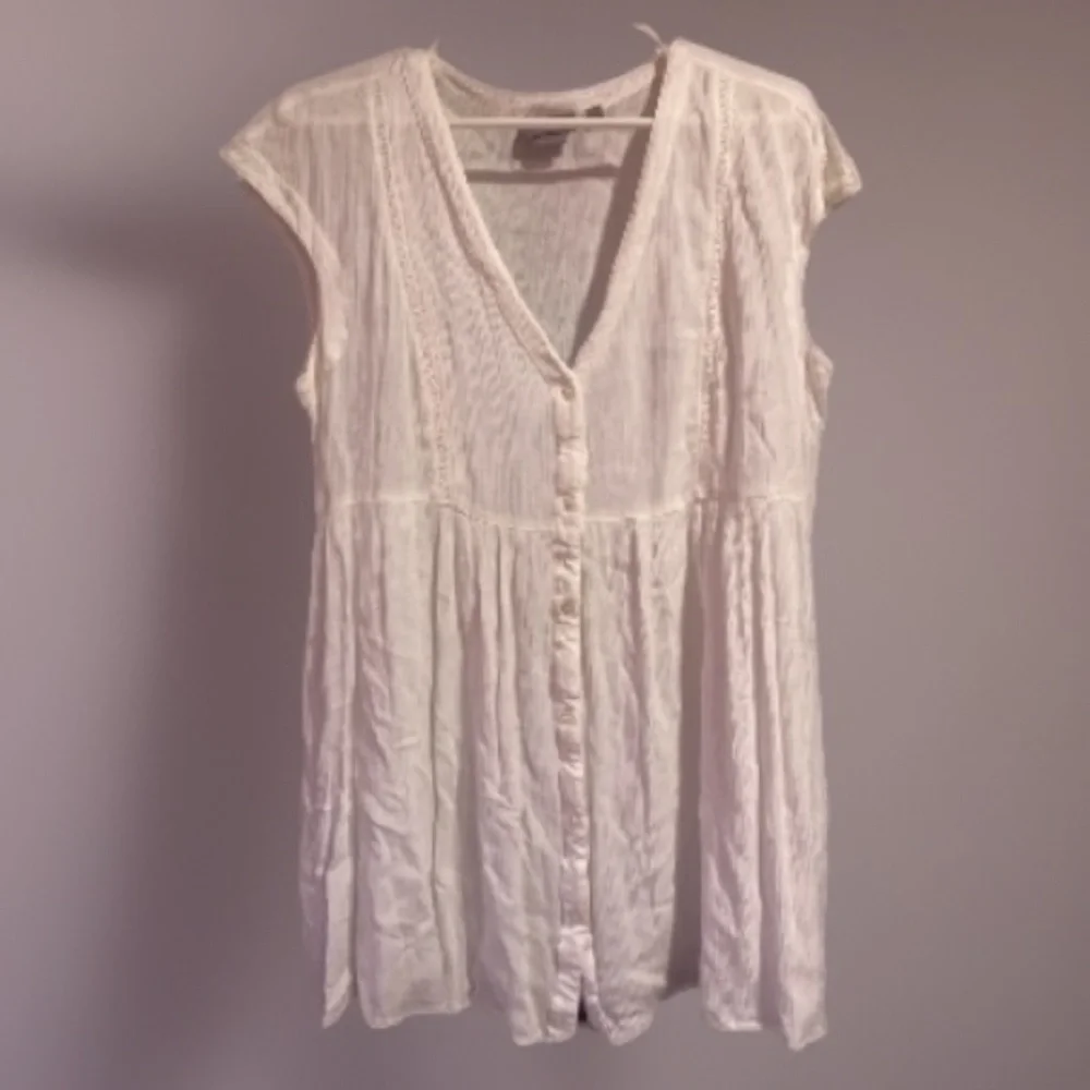 ANTHROPOLOGIE Vanessa virginia cream ladder lace tunic blouse button fro…
